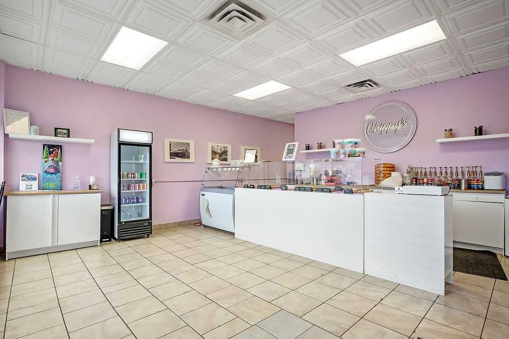 104 3 Avenue Southeast, High River, AB