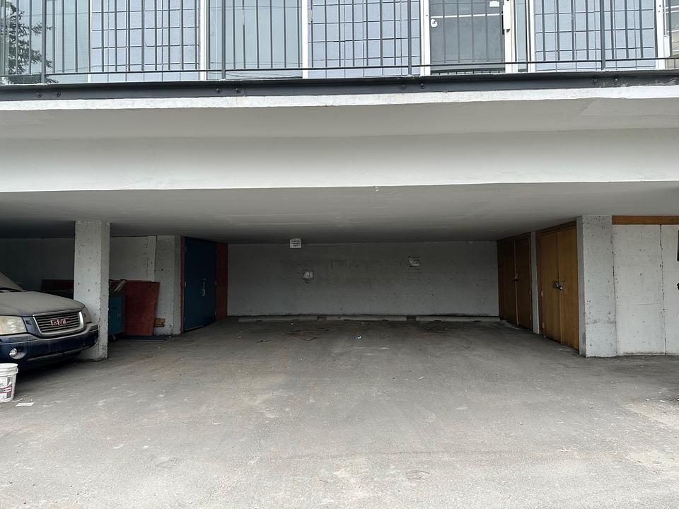 5 - 3 Skyline Crescent Northeast, Calgary, AB