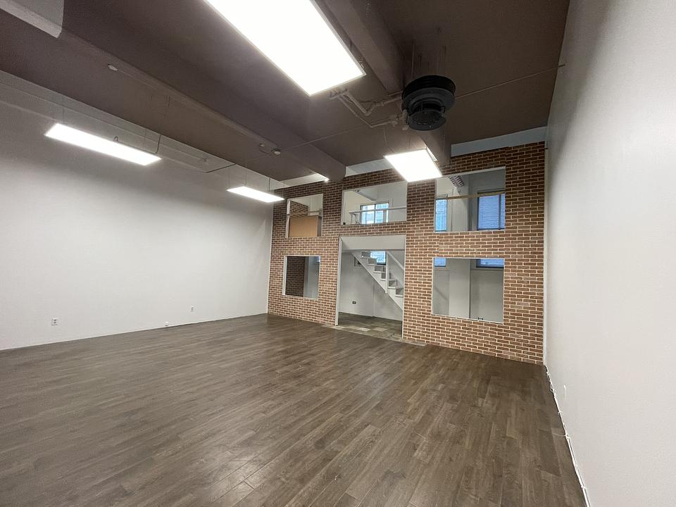 202 - 910 Richards Street, Vancouver, BC