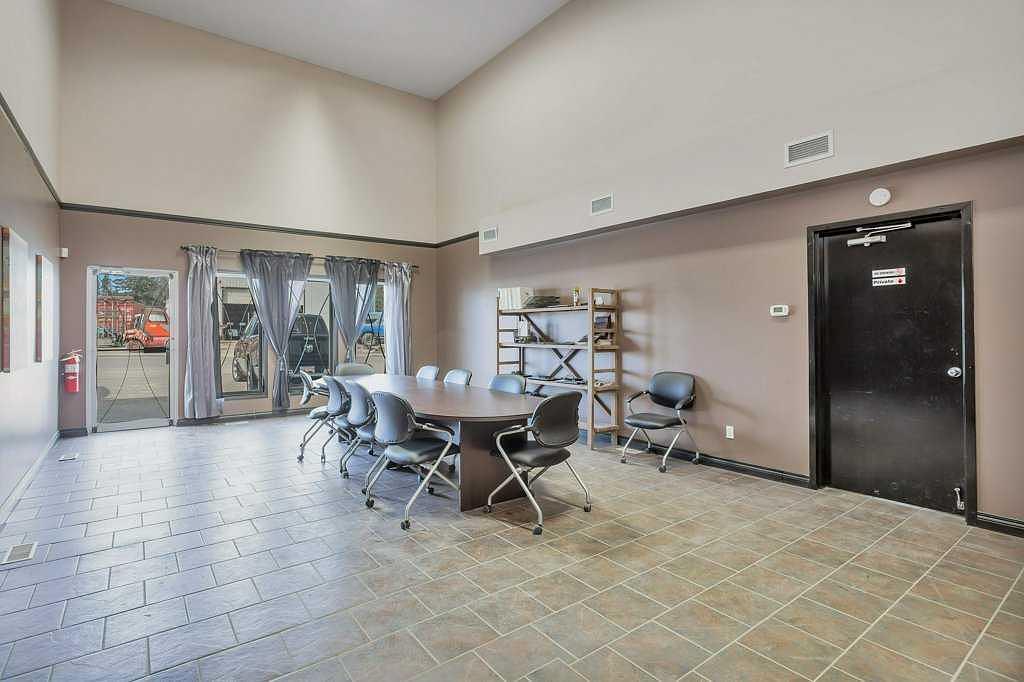 4911 50 Avenue, Eckville, AB