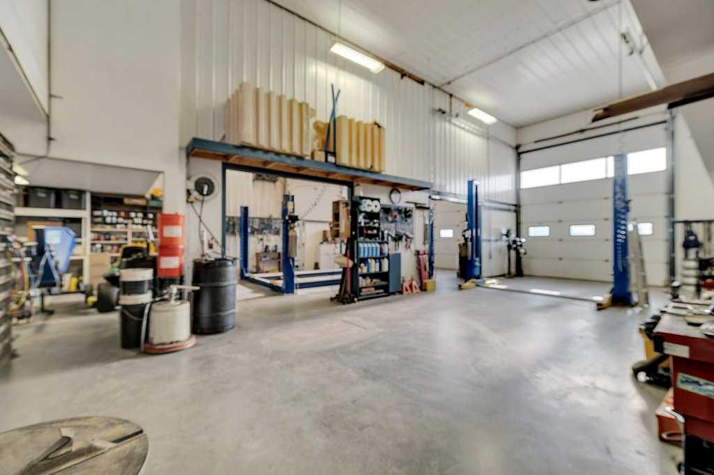 5025 46 Avenue, Rimbey, AB