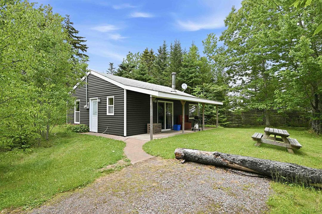 320 Cove Road, Economy, NS