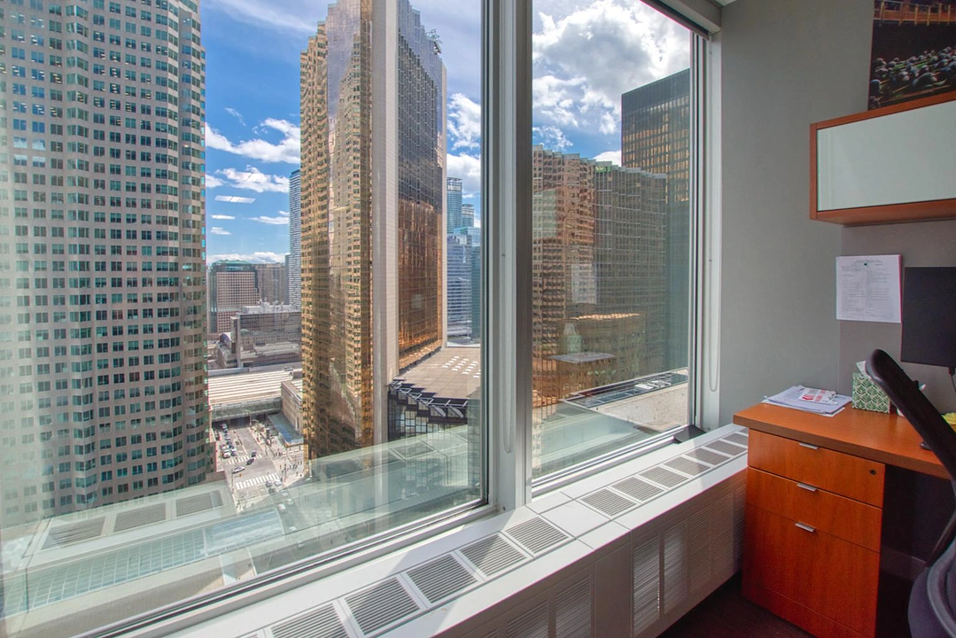 1920 - 199 Bay Street, Toronto, ON