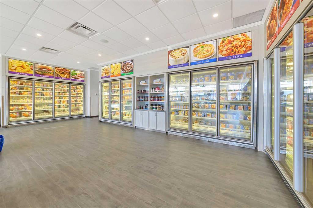 7303 44 Street, Lloydminster, AB