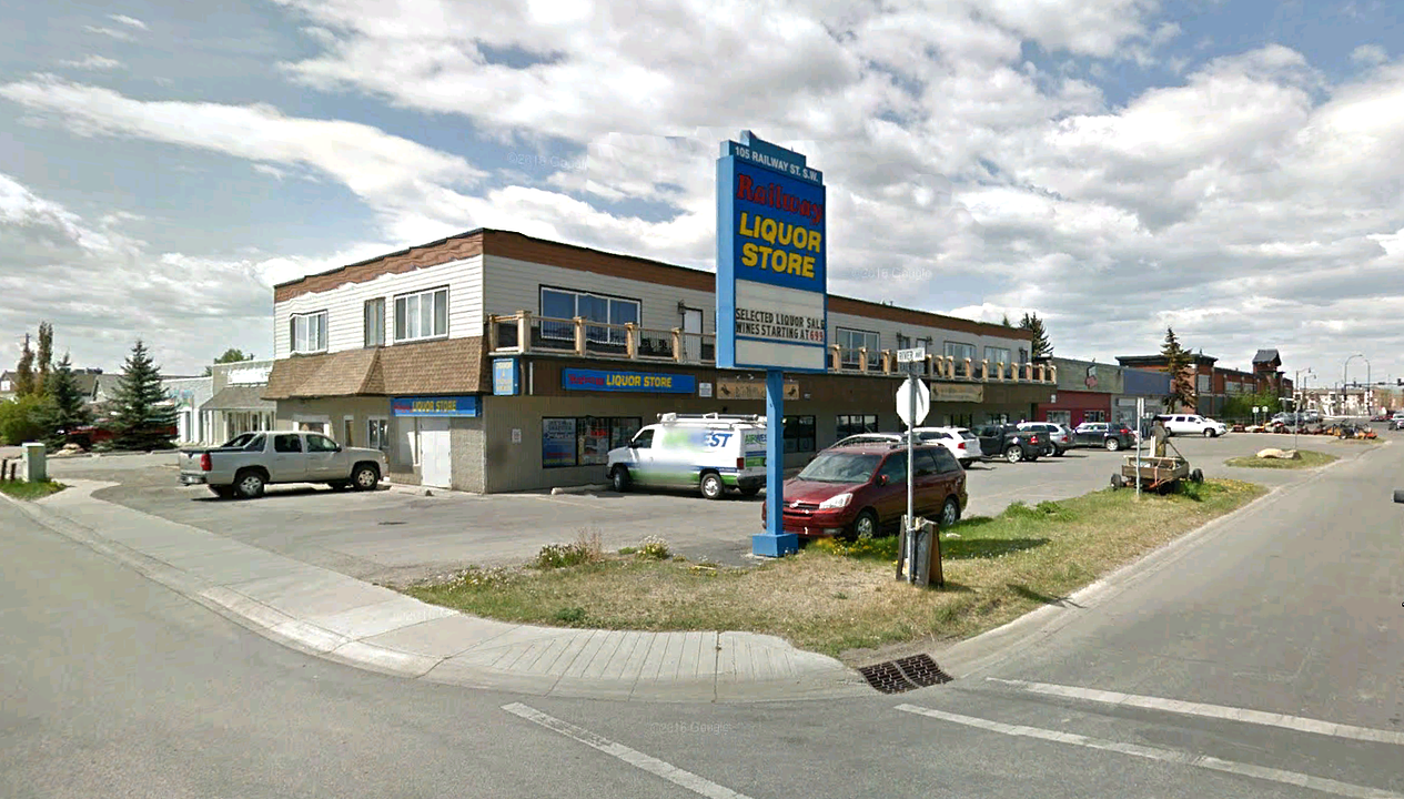 113 Railway St W, Cochrane, AB