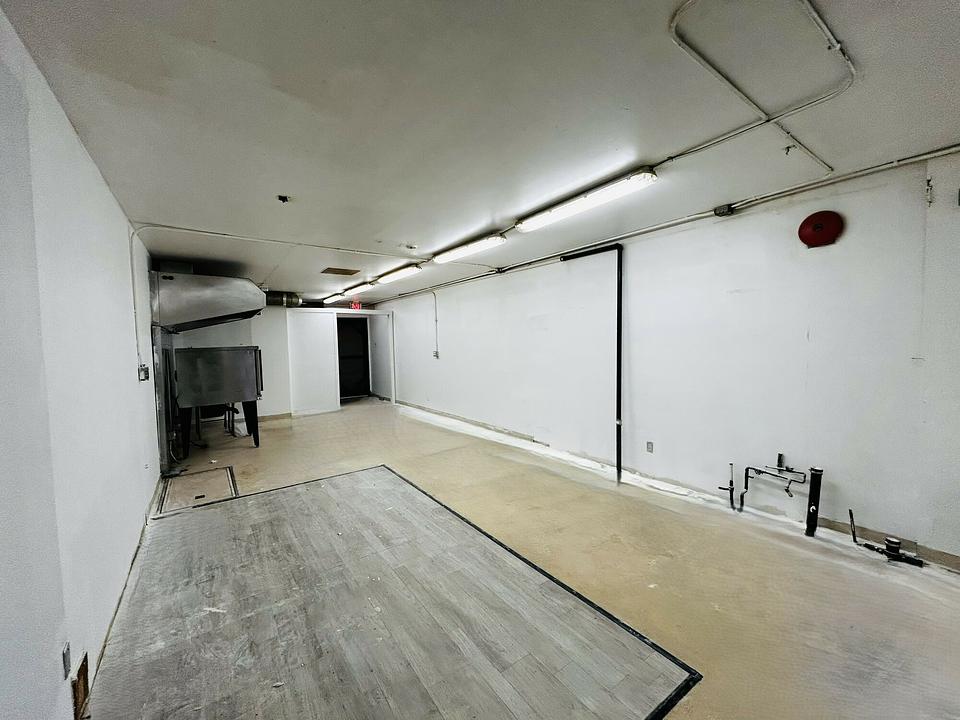 9 - 313 Cook Street, Victoria, BC