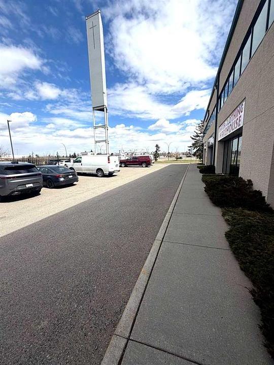 109 - 3825 34 Street Northeast, Calgary, AB