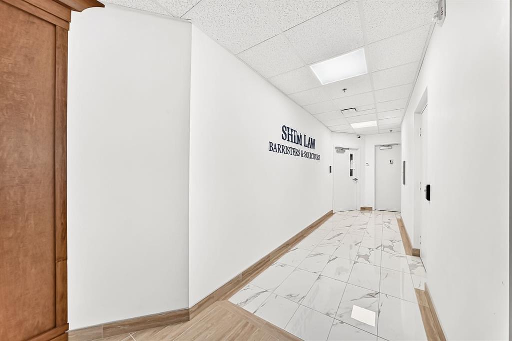 310 - 634 6 Avenue Southwest, Calgary, AB