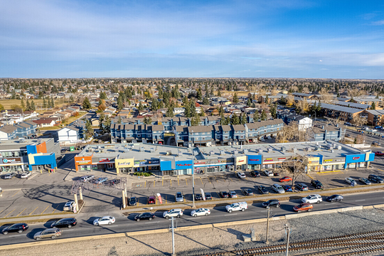 920 36 St NE, Calgary, AB