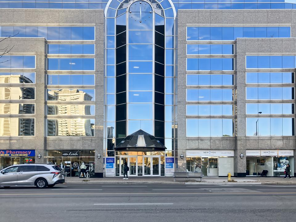 1920 Yonge Street, Toronto, ON