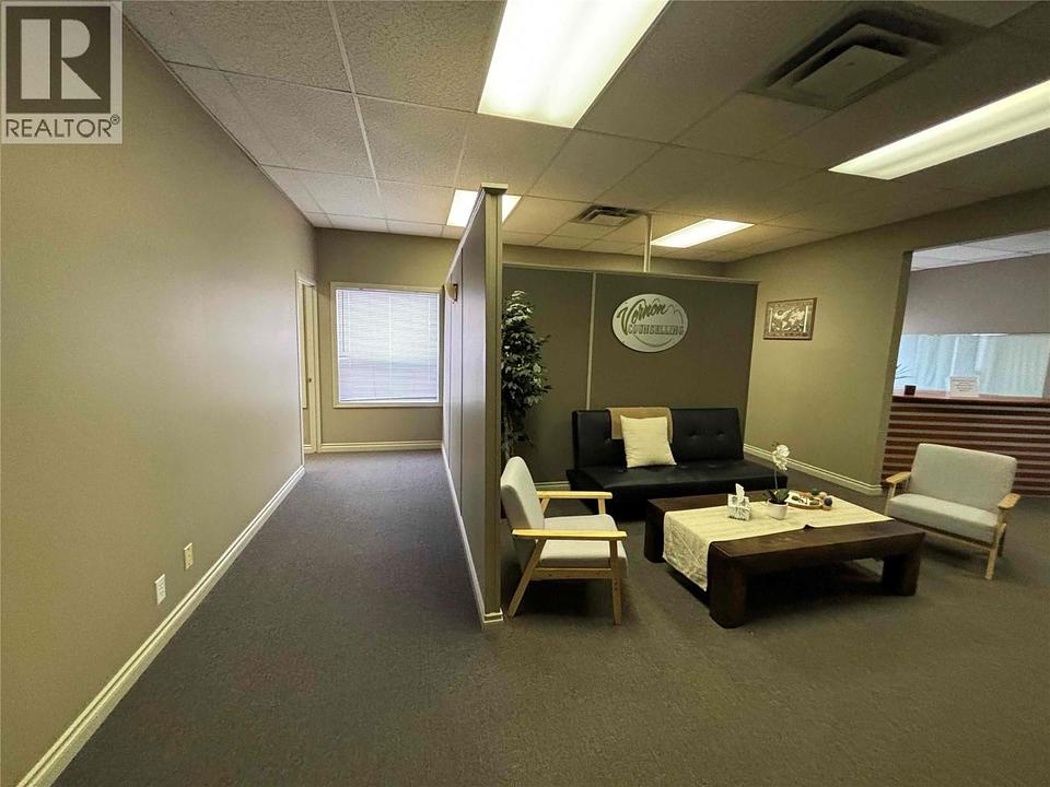 202 - 2808 48 Avenue, Vernon, BC