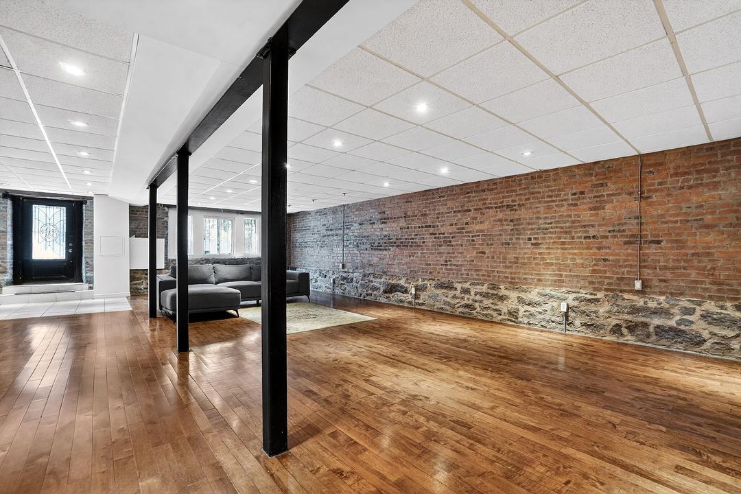 1 - 342 Rue Sherbrooke Est, Montréal, QC