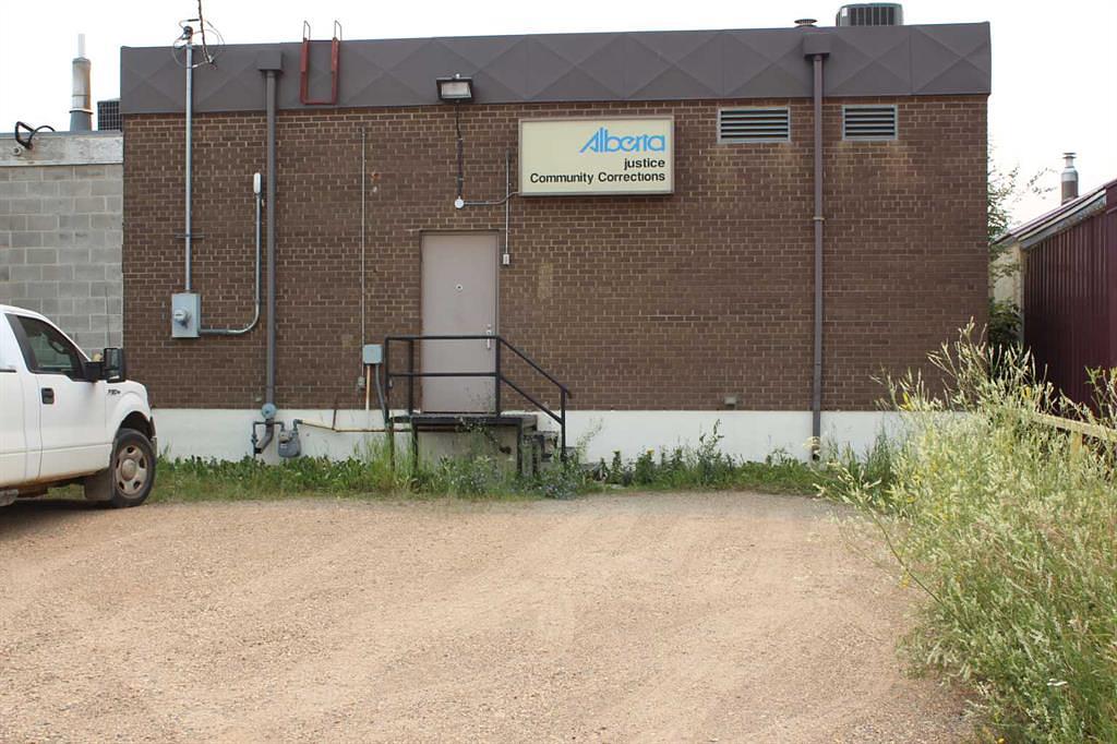 116 4 Avenue Southwest, Manning, AB