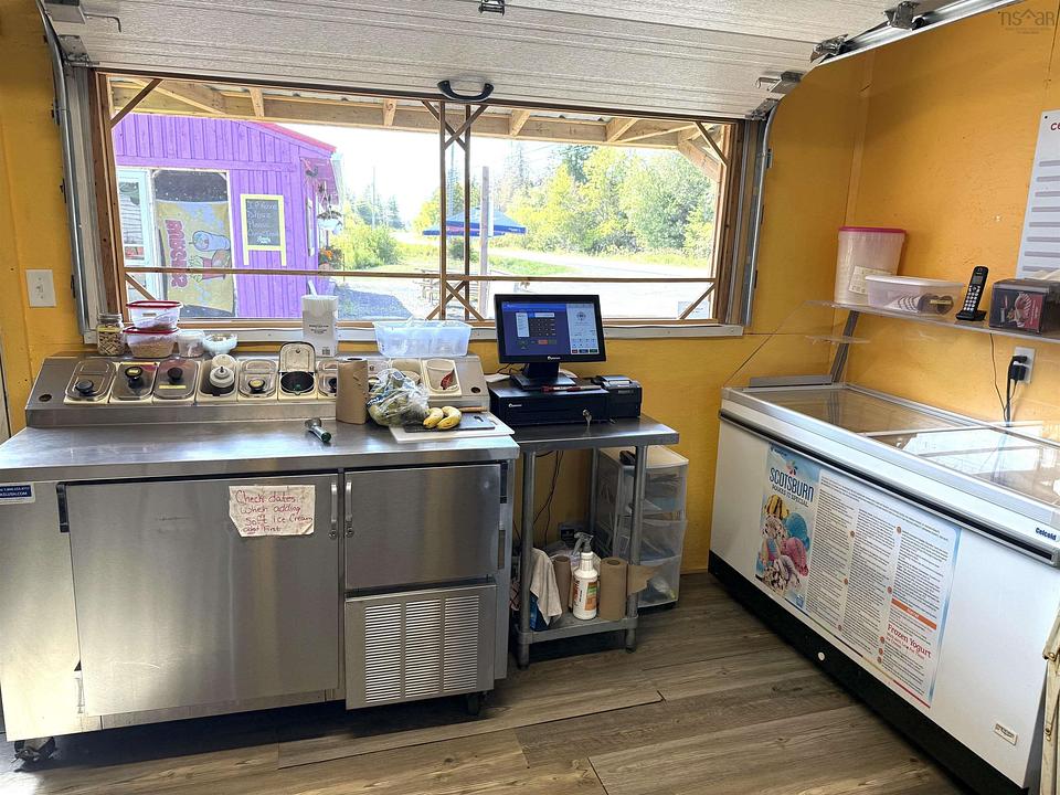 8890 Nova Scotia 6, West Pugwash, NS
