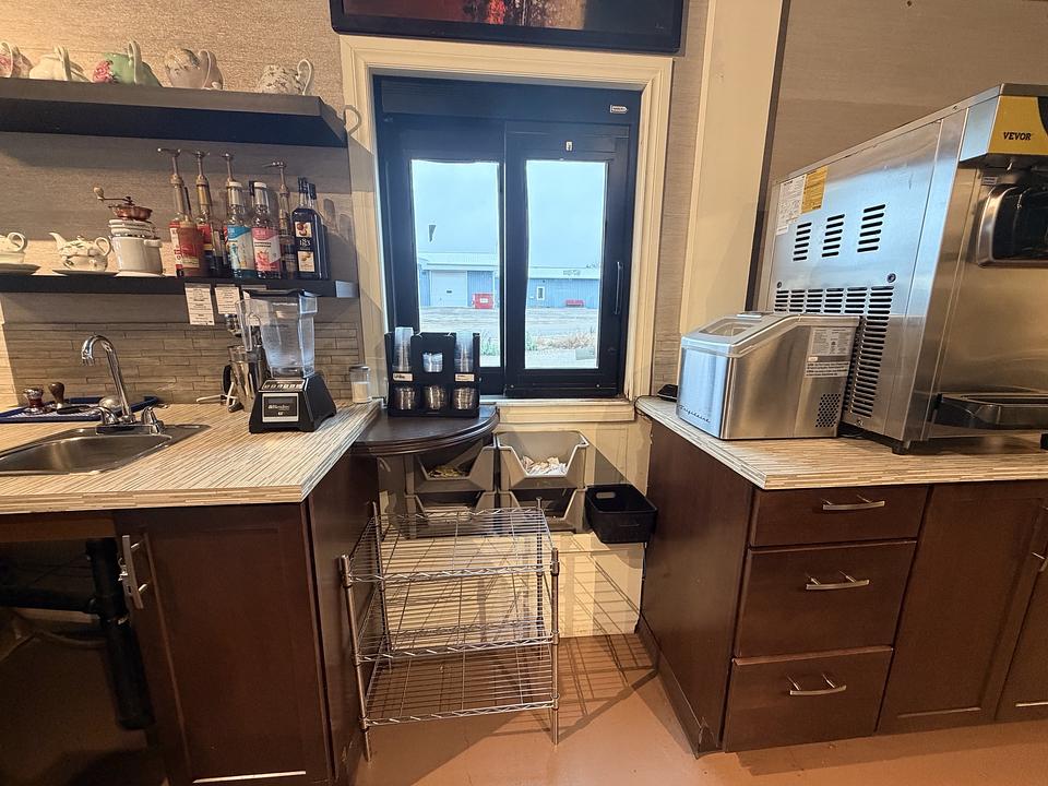 1505 Aaron Drive, Pilot Butte, SK