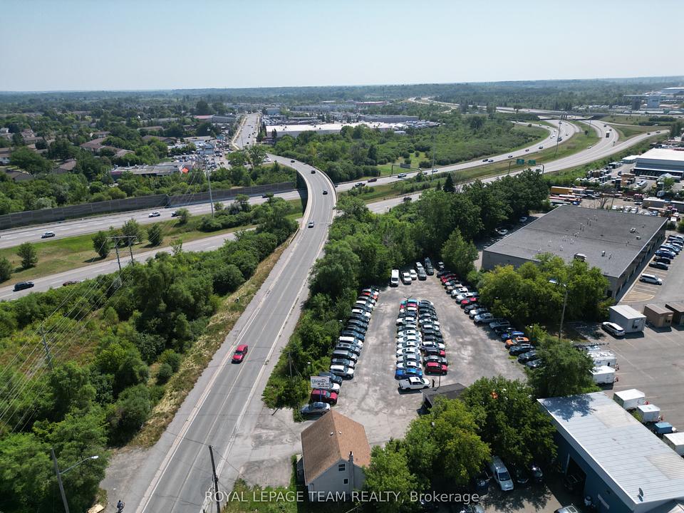 1506 Cyrville Road, Ottawa, ON