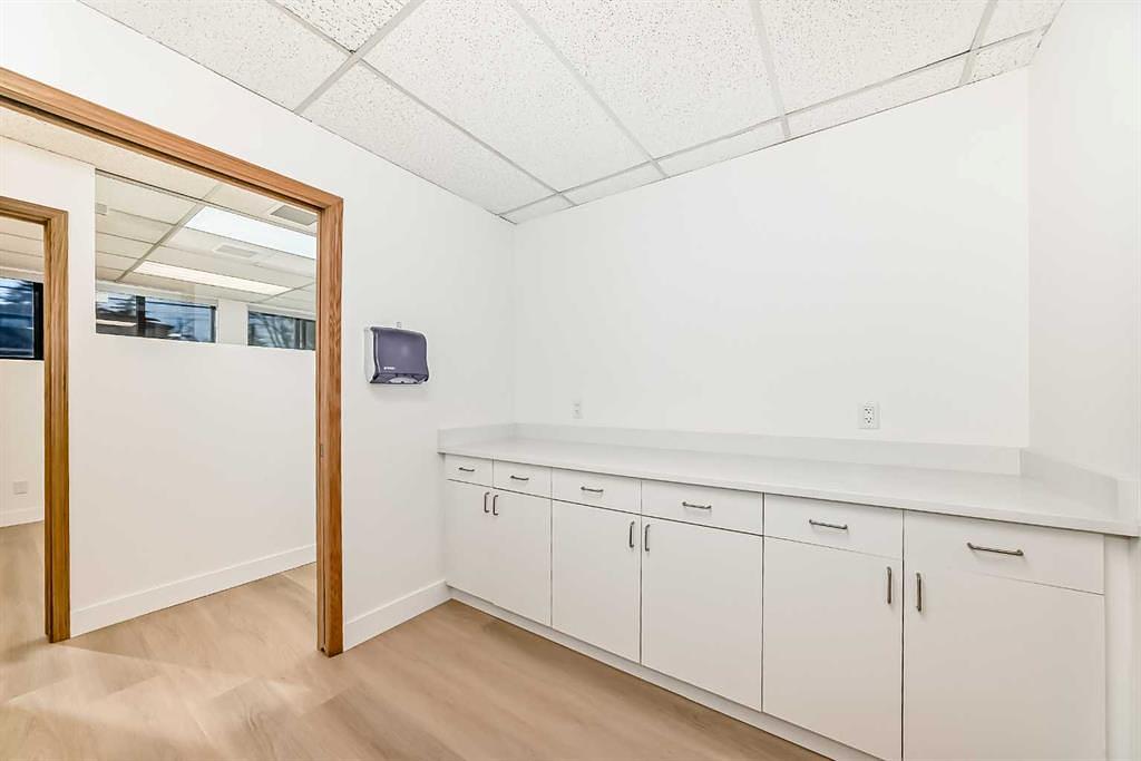 Lower - 2139 4 Avenue Northwest, Calgary, AB