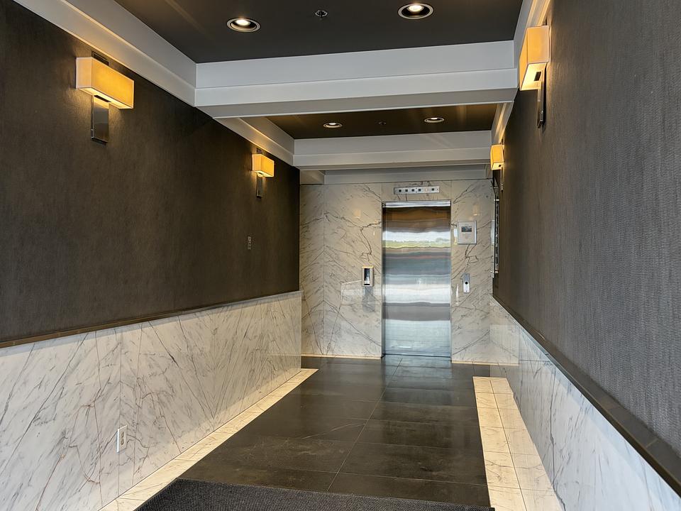500 - 210 West Broadway, Vancouver, BC