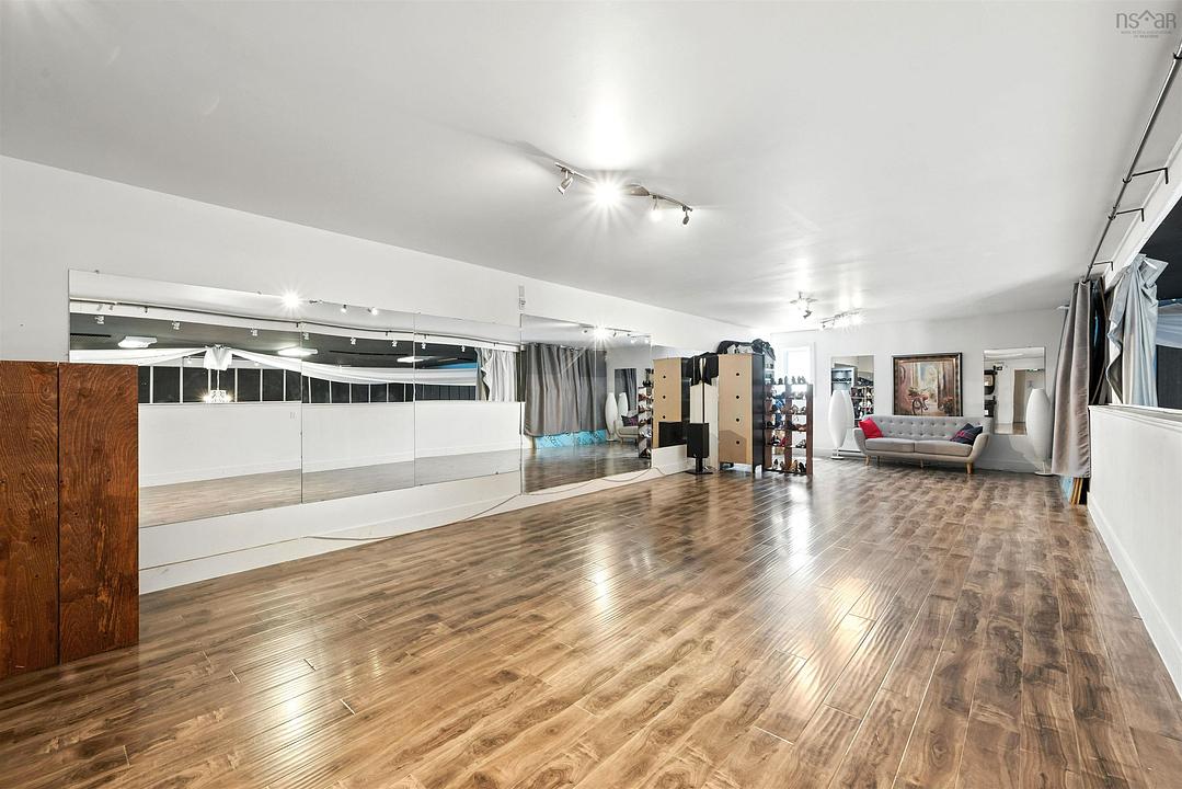 59 McQuade Lake Crescent, Halifax, NS