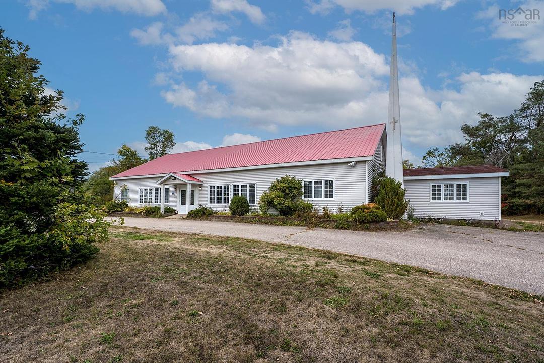 10443 Nova Scotia Trunk 1, Lawrencetown, NS