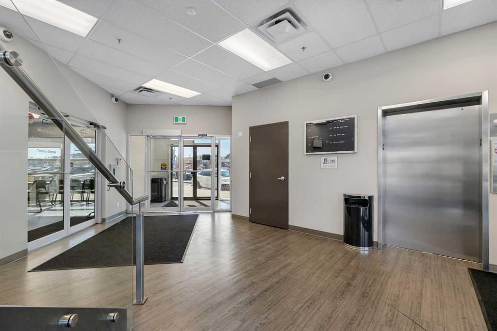 220 - 20 Saddlestone Drive Northeast, Calgary, AB