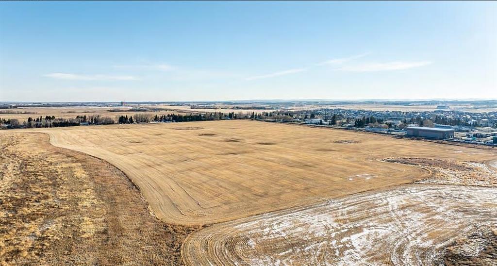 36 NW Rural, Penhold, AB