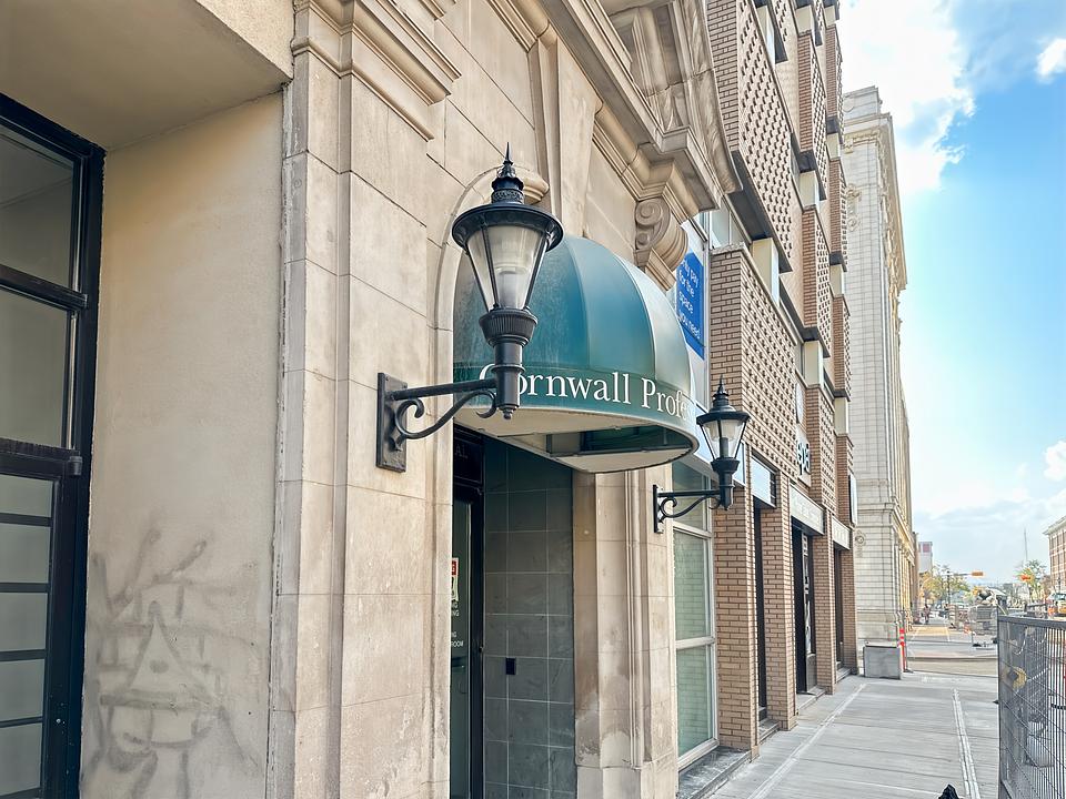 Saskatchewan - 2125 11th Avenue, Regina, SK