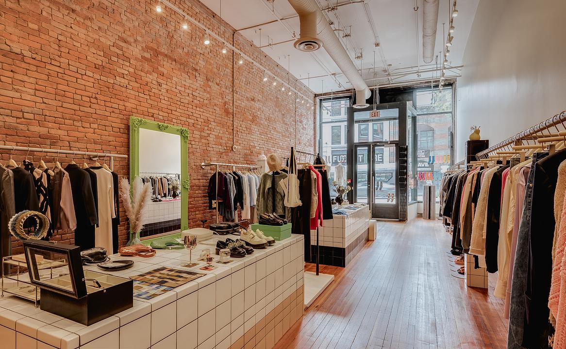 157 W Hastings St, Vancouver, BC
