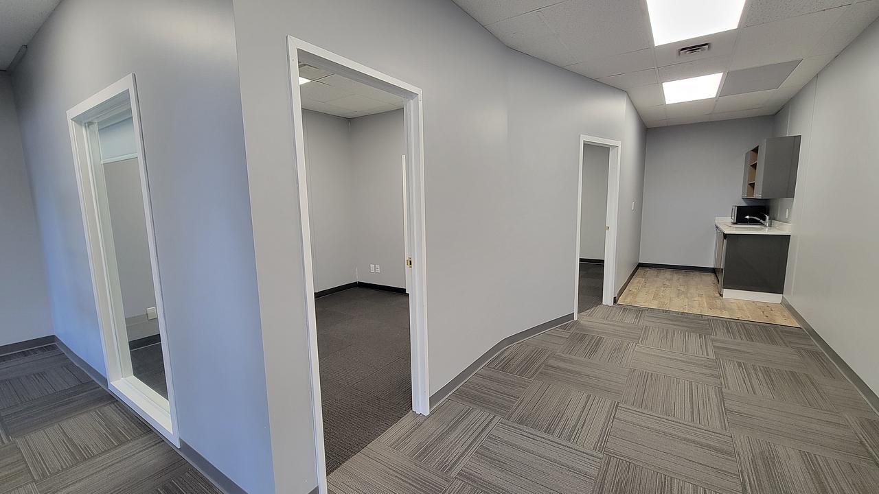 204 - 7730 Macleod Trail SE, Calgary, AB