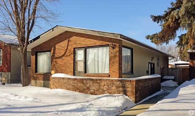 12420/32 87 Street Northwest, Edmonton, AB