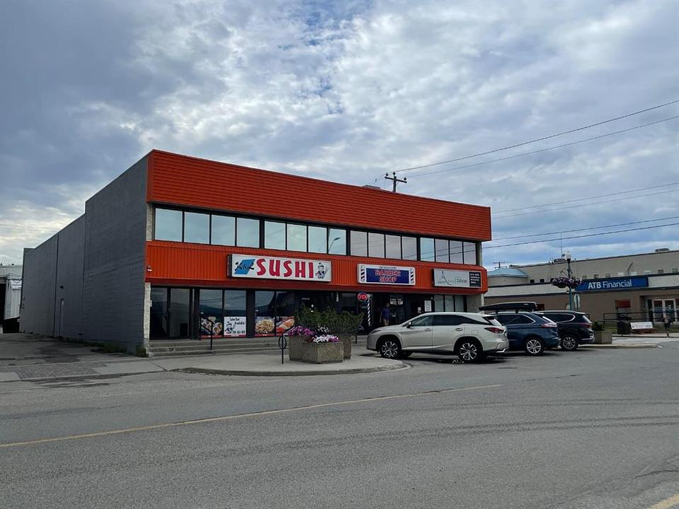 B - 201 Pembina Avenue, Hinton, AB