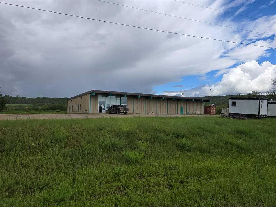 9020 90 Street, Peace River, AB