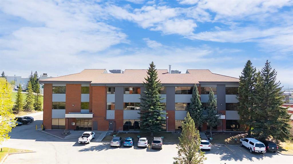 #300 - 12 Manning Close Northeast, Calgary, AB