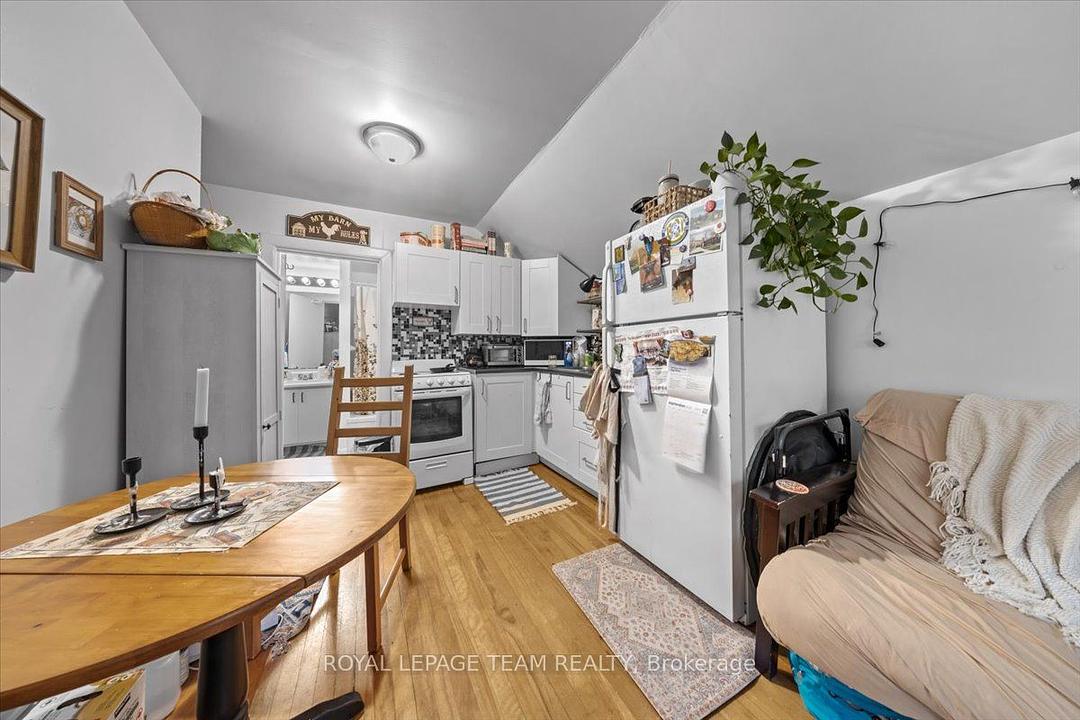 152 Glebe Avenue, Ottawa, ON