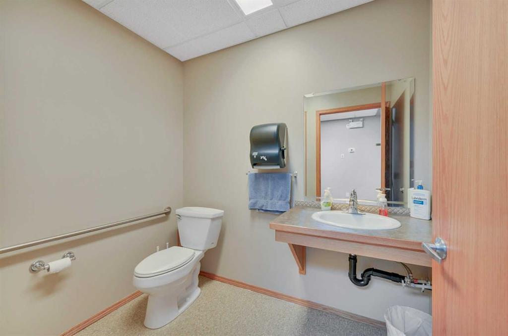 7 - 7471 Edgar Industrial Bend, Red Deer, AB