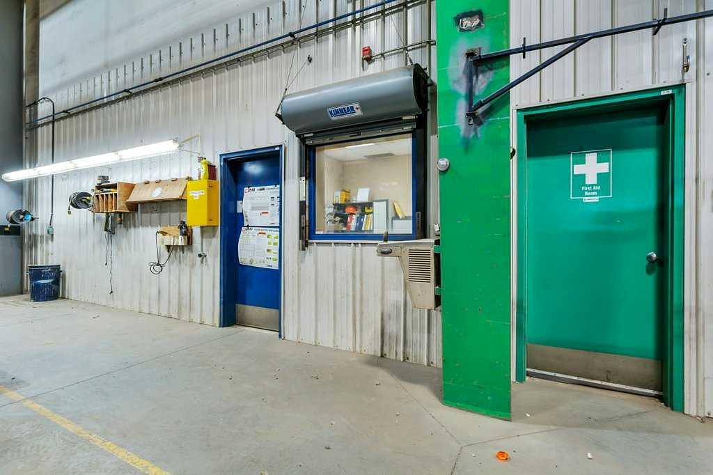 22 Mckenzie Drive, Red Deer County, AB