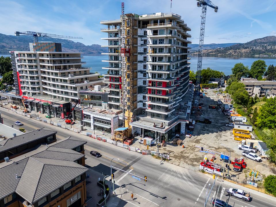 CRU 2 - 3340 Lakeshore Road, Kelowna, BC