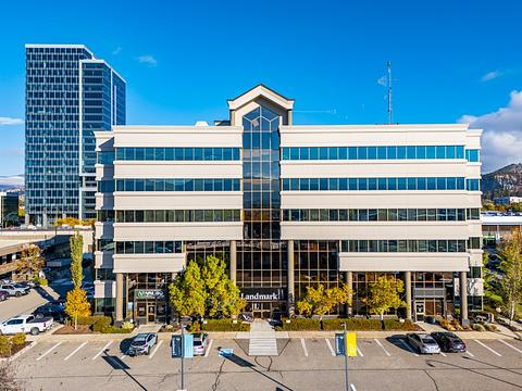 1726 Dolphin Ave, Kelowna, BC