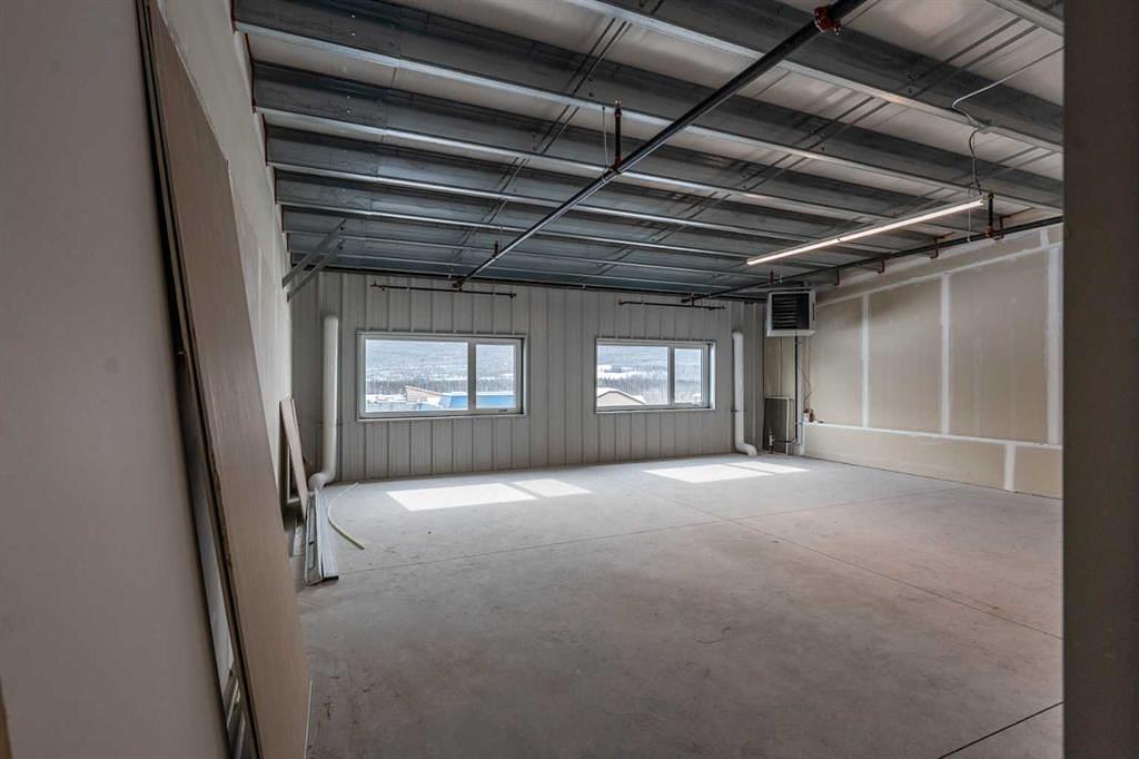 112 - 200 Alpine Meadows, Canmore, AB