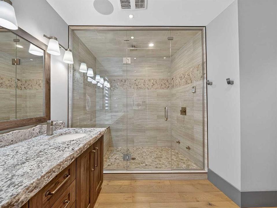 1015 11 Street Southeast, Calgary, AB
