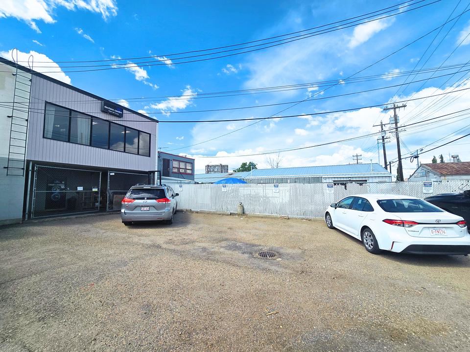 7505 104 Street Northwest, Edmonton, AB