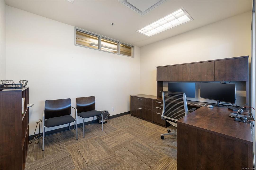 300-305 - 388 Harbour Road, Victoria, BC