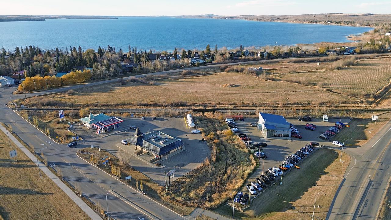 3 Alberta 11A, Sylvan Lake, AB