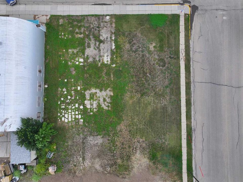 520 2 Avenue North, Vauxhall, AB