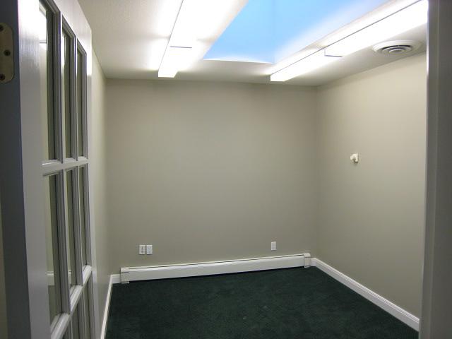 300 - 1538 Foster St, White Rock, BC
