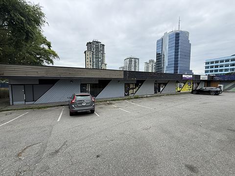 10755 City Parkway, Surrey, BC