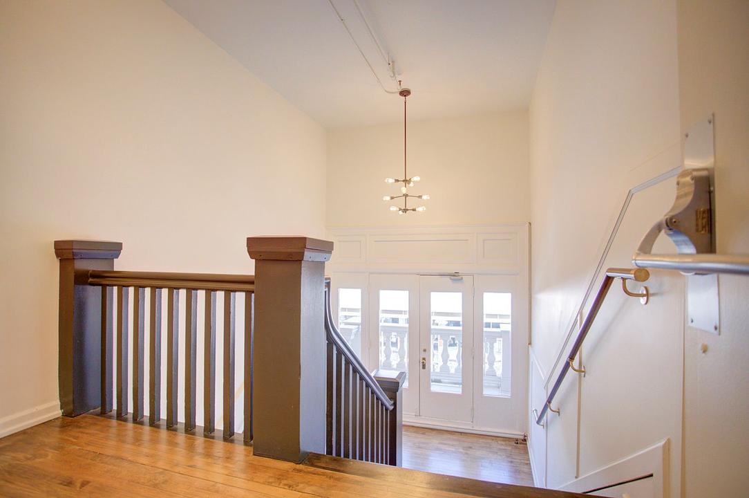213 - 908 17 Avenue Southwest, Calgary, AB