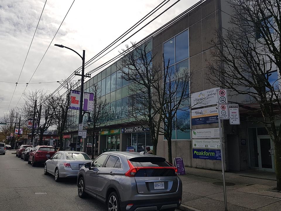 208 - 2555 Commercial Dr, Vancouver, BC