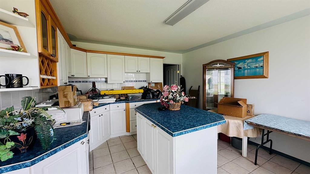 103 1 Street West, Munson, AB