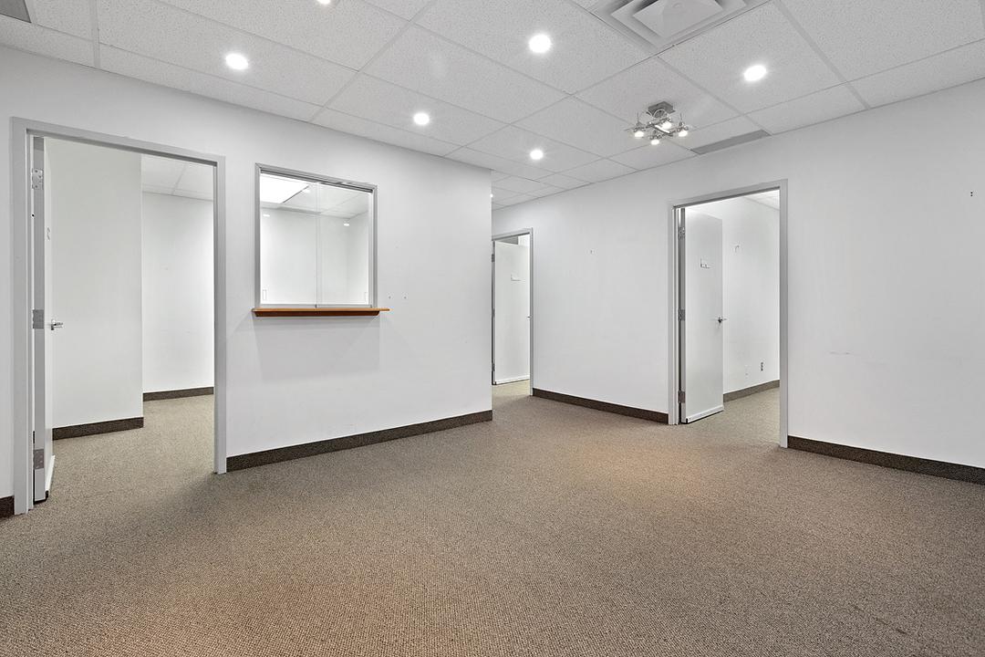 305 - 411 Roosevelt Ave, Ottawa, ON